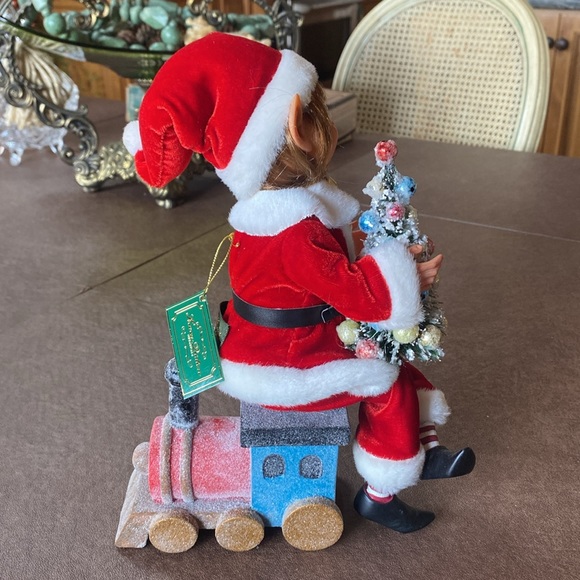 NWT Retired Karen Didion Original Xmas Elf on Train engine - Picture 3 of 5
